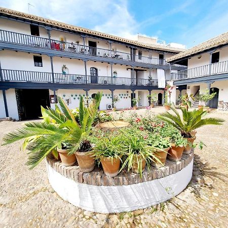 Apartamento Con Patio Sevillano Luaran gambar