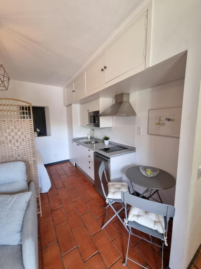 Apartamento Con Patio Sevillano Luaran gambar