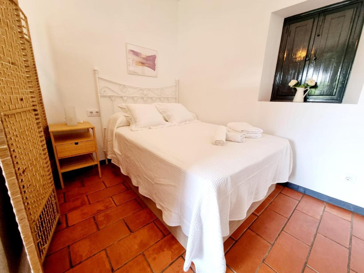 Apartamento Con Patio Sevillano Luaran gambar