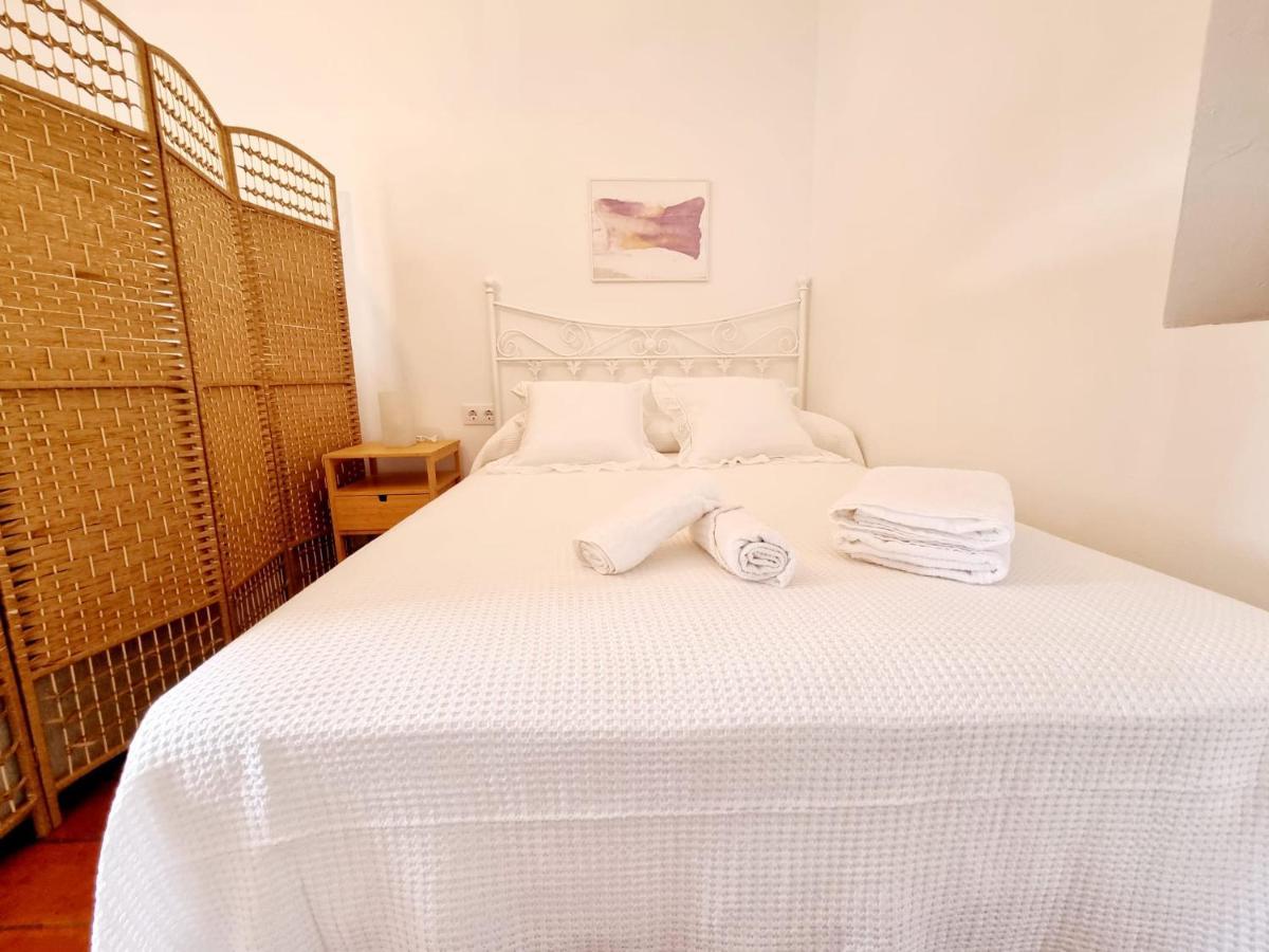 Apartamento Con Patio Sevillano Luaran gambar