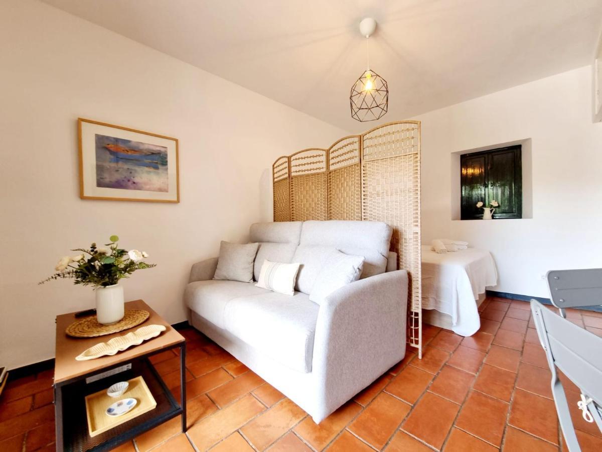 Apartamento Con Patio Sevillano Luaran gambar
